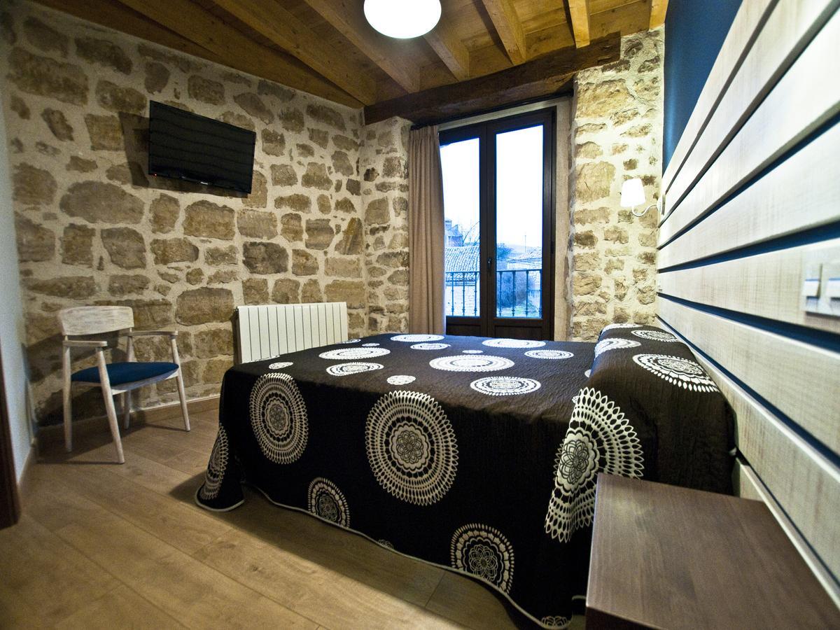 La Casa De Beli Hotell Tardajos Eksteriør bilde
